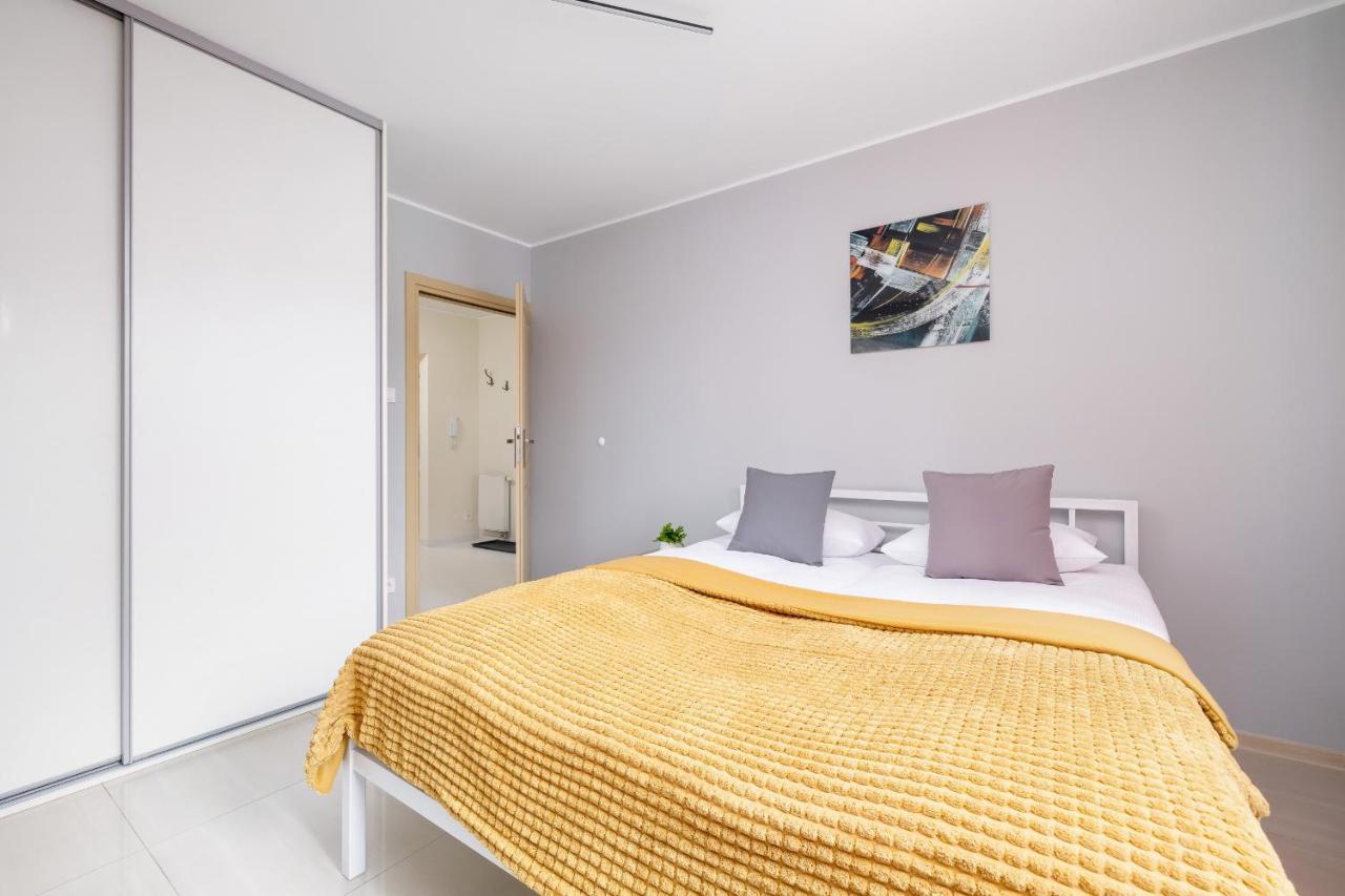 Appartement Mondrian Cracow - 2 Bedroom For Office By Renters